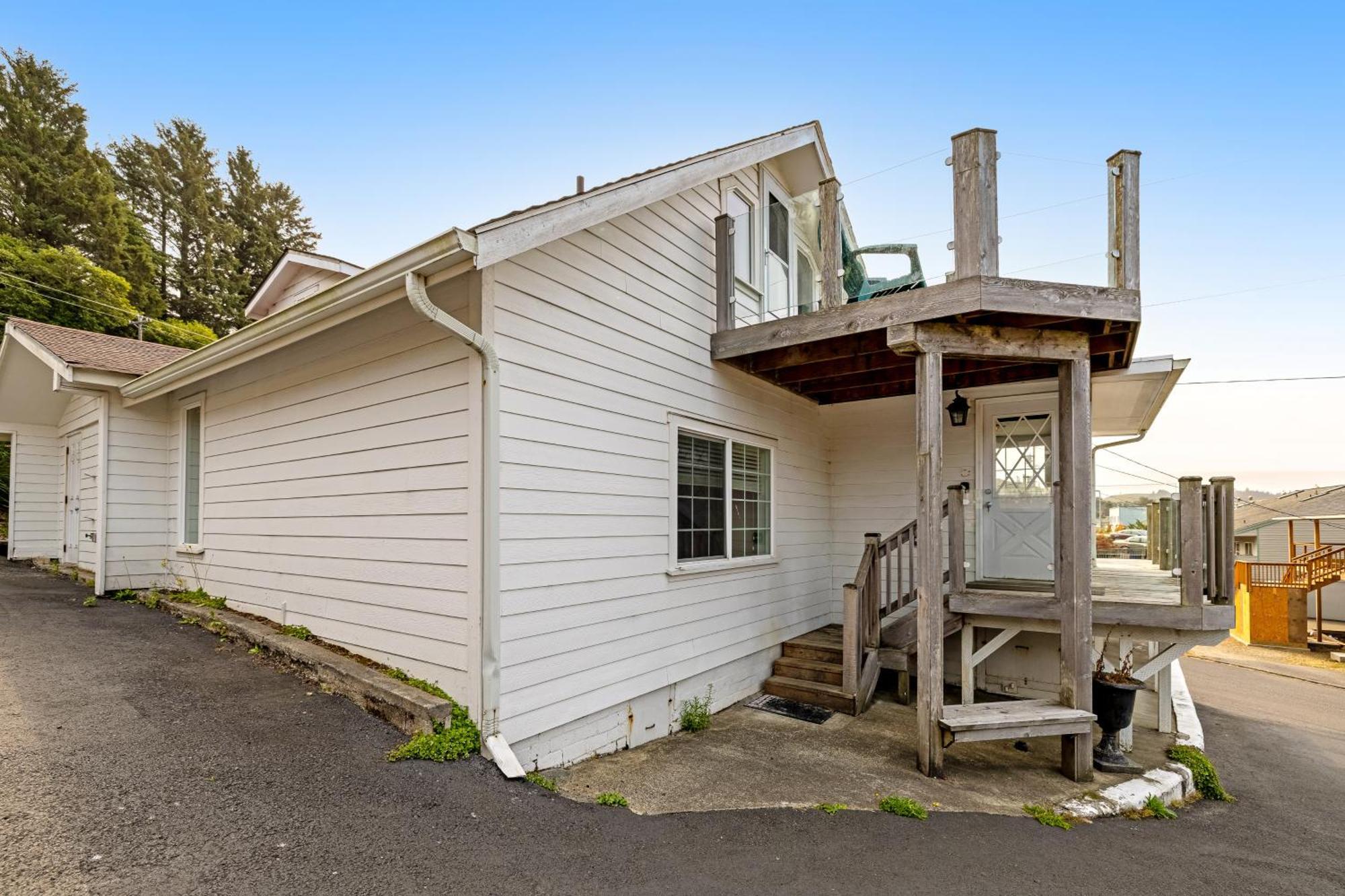 Captain'S Quarters And Cabins Depoe Bay Ruang foto